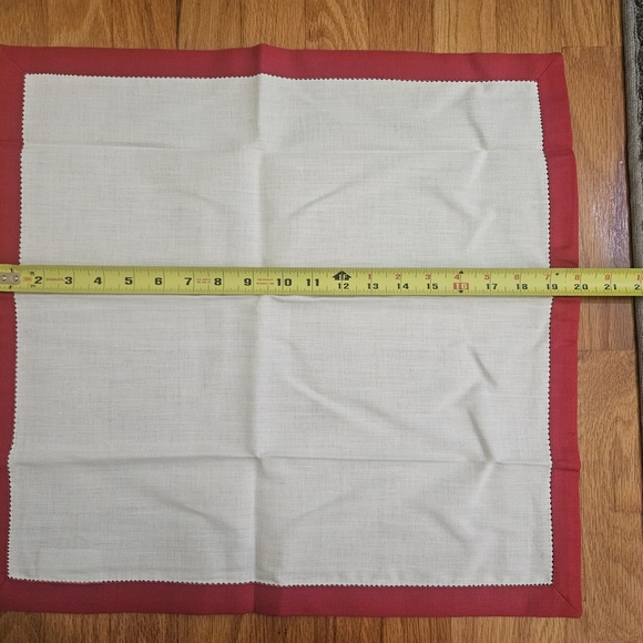 Williams Sonoma Red and White/cream Table Linen - Picture 10 of 13